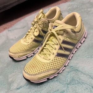 Adidas Climacool Tennis Shoes